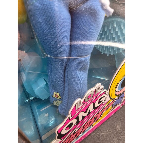 LOL Surprise OMG Powerpuff Girls Bubbles Doll With Accessories - Picture 5 of 12